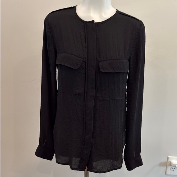 H&M Black Button Down Shirt - Picture 1 of 9